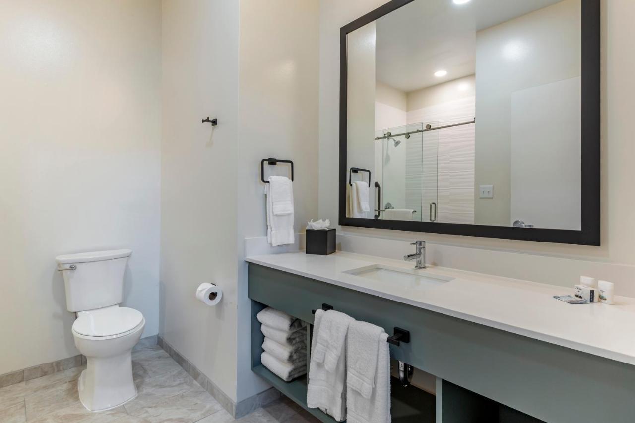 Inn At Blackstone Ngoại thất bức ảnh