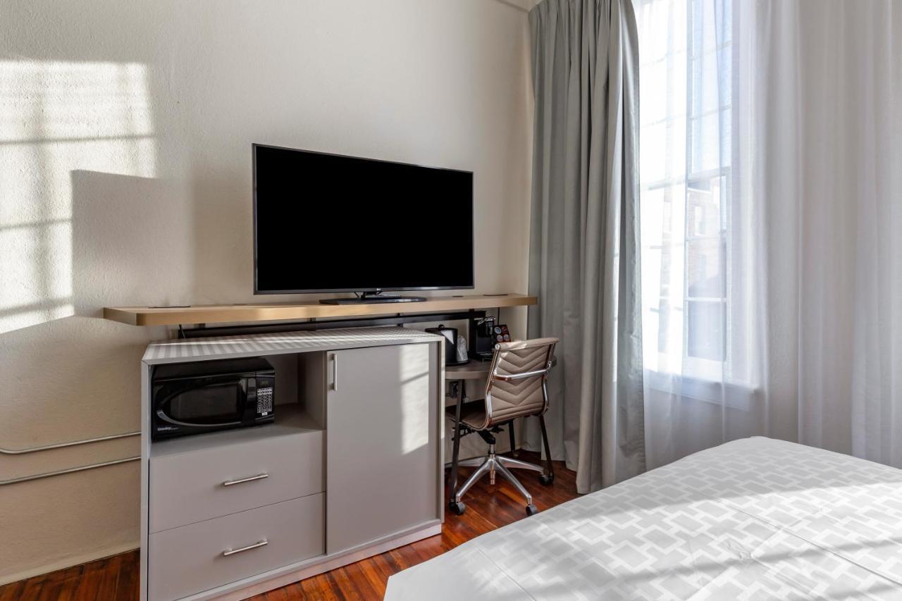 Inn At Blackstone Ngoại thất bức ảnh